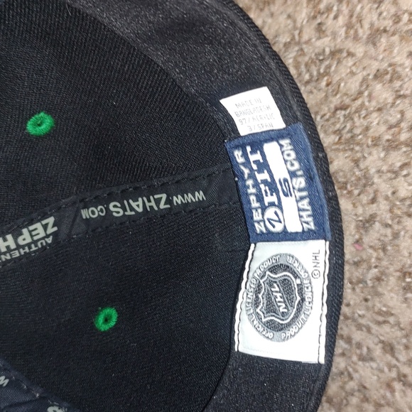 Zephyr NHL Minnesota North Stars Embroidered Fitted Blk Green Hat Cap Small - Picture 11 of 11